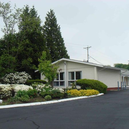 Harbor Base Inn Newport Kulesi Dış mekan fotoğraf